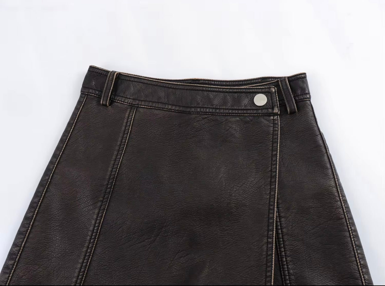 Bleach proof skirt shorts for hairdressers