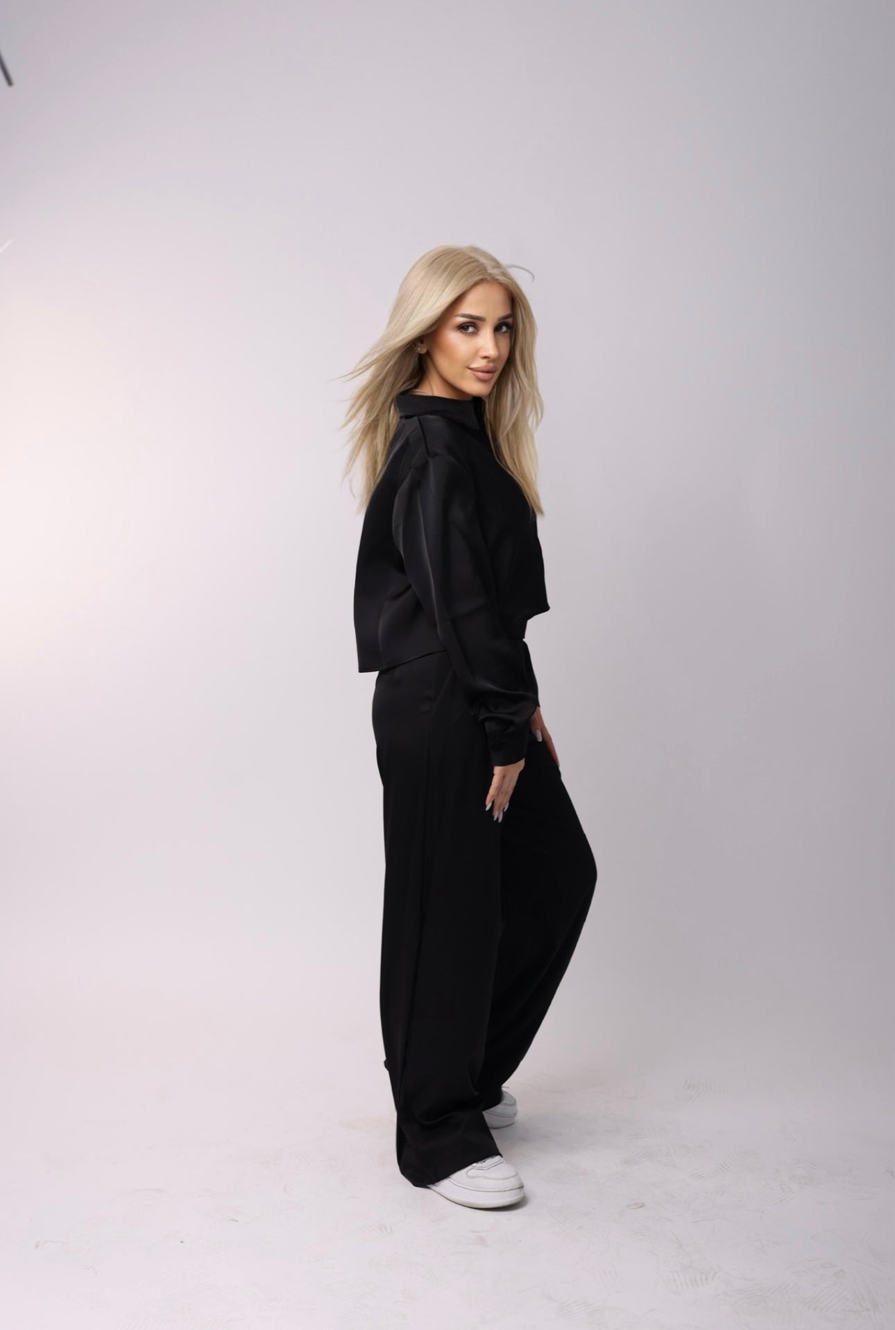Bleach Proof, Chic Fashion  Blousе