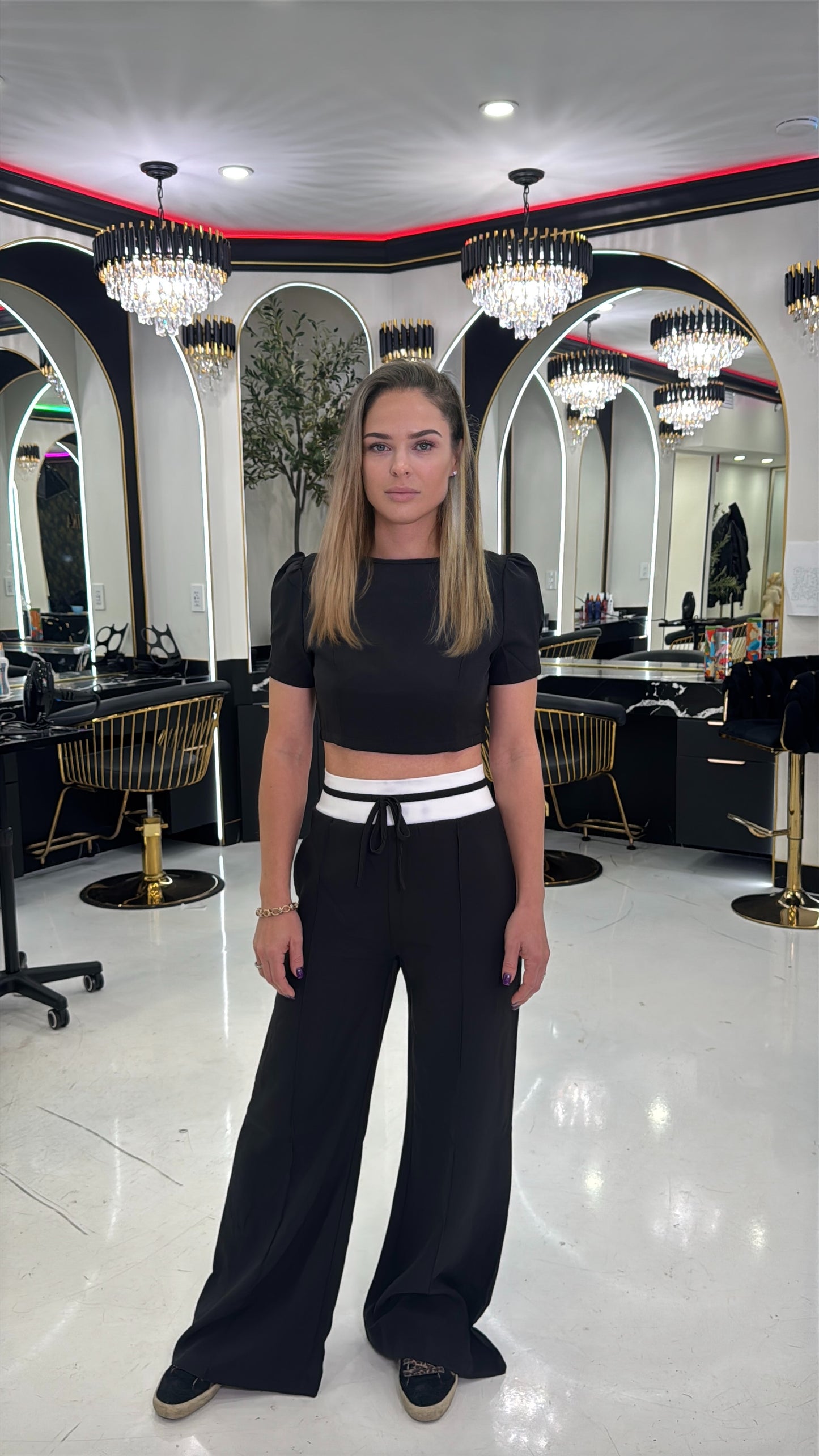 Bleach proof pants for hairdressers